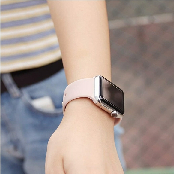 Silicone Apple watch Band Compatible with 45mm band 46mm band 49mm band 42mm - Picture 2 of 3